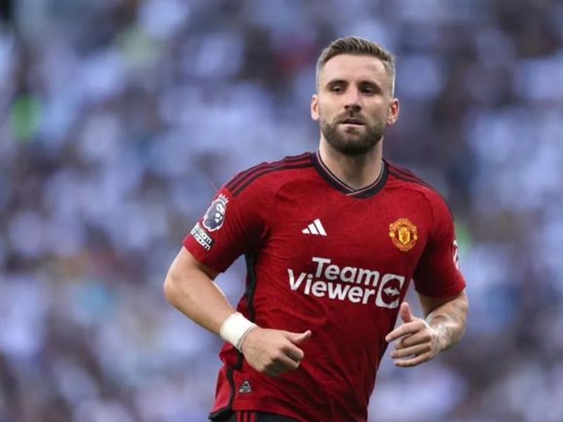 hau-ve-luke-shaw-1