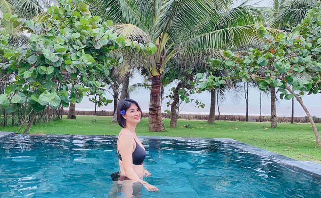 Hoa khôi bóng chuyền Kim Huệ khoe sắc với đồ bơi gây sốt - Ảnh 7. Hoa khôi bóng chuyền Kim Huệ khoe sắc với đồ bơi gây sốt - Ảnh 7.