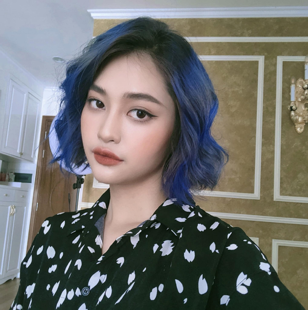 Thời trang đời thực biến hóa của cô gái Tày vừa đăng quang Hoa hậu các Dân tộc Việt Nam - Ảnh 12. Thời trang đời thực biến hóa của cô gái Tày vừa đăng quang Hoa hậu các Dân tộc Việt Nam - Ảnh 12.
